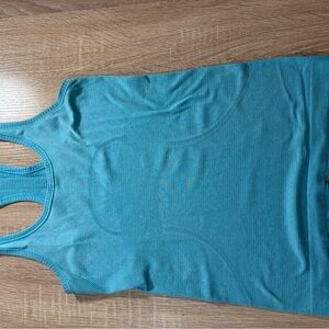 Lululemon Athletica Blue Fitted Sleeveless Tank Top